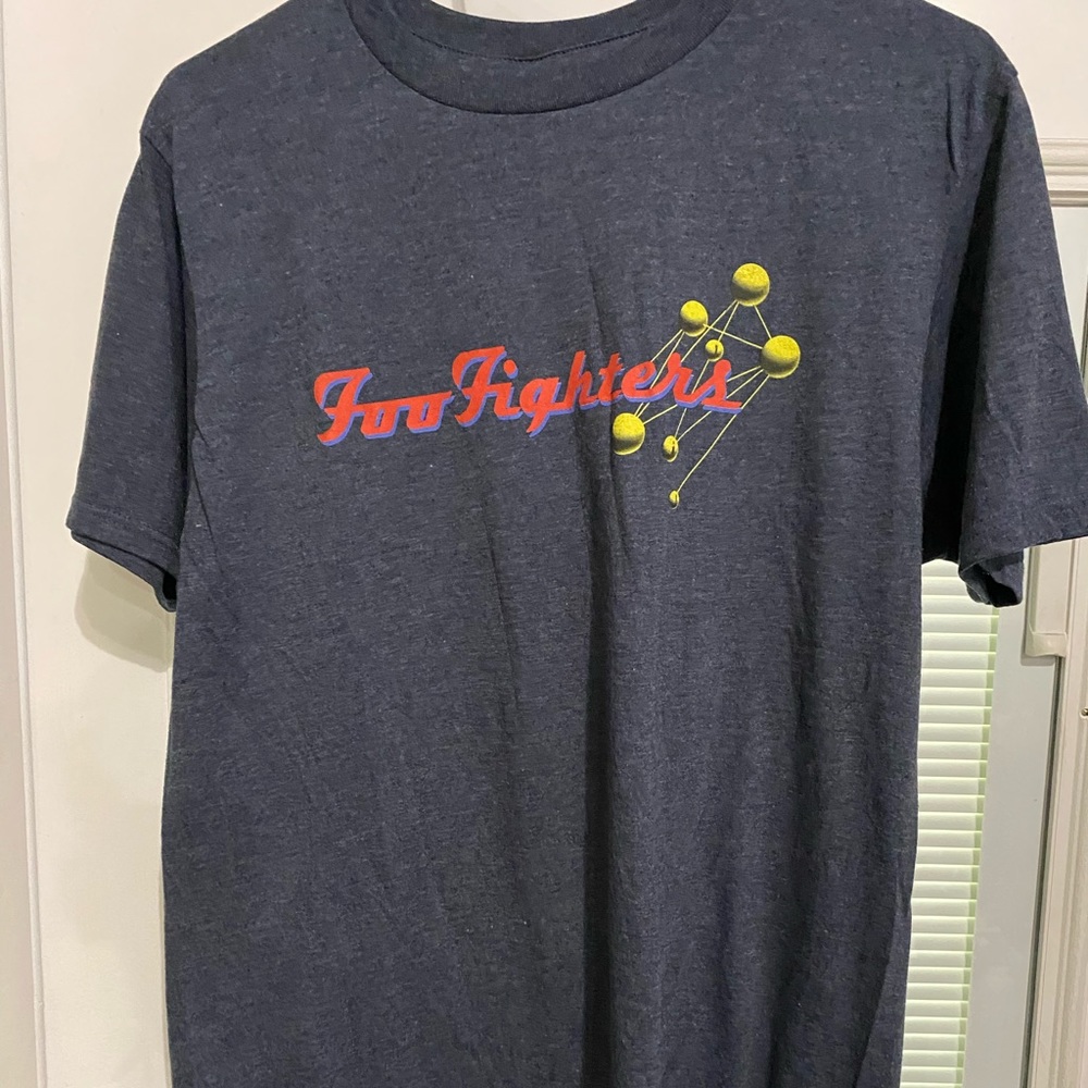 FOO FIGHTERS MEDIUM TSHIRT  RARE